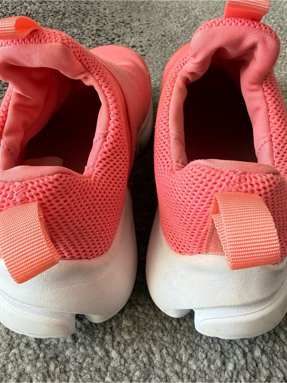 Nike girl’s presto extreme - coral sneakers - size 1 - Picture 3 of 6